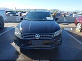 Volkswagen Passat 1.8T R-Line 1VWAT7A3XGC045658 photo
