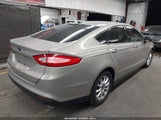 Ford Fusion S 3FA6P0G75FR105558 снимка