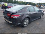 Toyota Camry Le 4T1B11HK4JU582126 fotografie