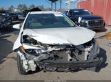 Toyota Corolla Le Eco 5YFBPRHE5EP105297 снимка