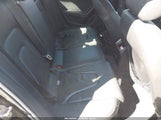 Audi A4 2.0T Premium WAUBFAFL0CN003967 снимка