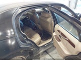 Lincoln Town Car Executive 1LNHM81W7XY660889 photo