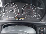 BMW 330I WBA8B9G57HNU49237 снимка