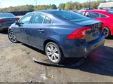 Volvo S60 T6 YV1902FHXD2233422 снимка