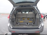 Toyota Sienna Le V6 8 Passenger 5TDKK3DC8DS388008 снимка
