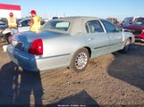 Lincoln Town Car Signature Limited 1LNHM82V47Y605063 fotografie