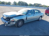 Lincoln Town Car Signature Limited 1LNHM82V47Y605063 снимка