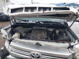 Toyota Tundra Platinum 5.7L V8 5TFAY5F19FX460185 fotografie