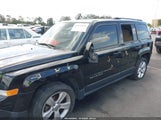 Jeep Patriot Latitude 1C4NJPFA4CD706977 снимка