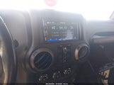 Jeep Wrangler Unlimited Sport 1C4HJWDG2GL227578 fotografie