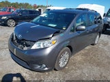 Toyota Sienna Xle Premium 8 Passenger 5TDYZ3DC0HS800434 снимка