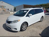 Toyota Sienna Le V6 5TDKK3DC0BS146701 снимка