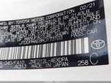 Toyota Corolla L JTDDPMAE8MJ173103 снимка