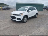 Chevrolet Trax Ls 3GNCJNSBXJL328690 снимка