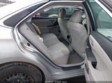 Toyota Camry Le 4T1BF1FK7HU751652 снимка