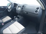 Volkswagen Tiguan R-Line/S/Se/Sel WVGAV7AX0GW542812 снимка