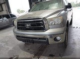 Toyota Tundra Grade 4.6L V8 5TFDM5F17CX033334 fotografie