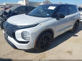 Mitsubishi Outlander Black Edition 2Wd/Se 2.5 2Wd/Se Launch Edition 2Wd JA4J3UA81NZ036817 снимка