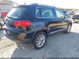 Volkswagen Tiguan 2.0T Wolfsburg Edition WVGSV7AX9HW500676 снимка