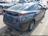 Toyota Prius Two Eco JTDKARFU3G3000300 снимка