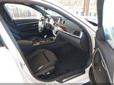 BMW 330I WBA8B9G55HNU49673 снимка