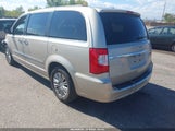 Chrysler Town & Country Touring-L 2C4RC1CG8FR755277 fotografie