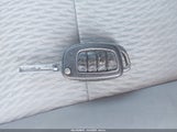 Hyundai Santa Fe Sport 2.4L 5NMZT3LB4JH079784 fotografie