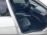 Mercedes-Benz E 550 4Matic WDDHF9BB3EA975815 снимка
