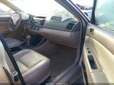 Toyota Camry Le V6 4T1BF32K83U046675 снимка