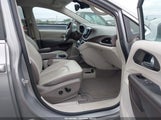 Chrysler Pacifica Touring-L Plus 2C4RC1EG0HR622674 fotografie
