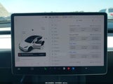 Tesla Model Y Long Range Dual Motor All-Wheel Drive 7SAYGAEE0RF106796 снимка