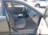 Toyota Camry Le 4T1BE30K05U037364 снимка