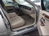 Lincoln Town Car Executive 1LNHM81W9XY678052 photo