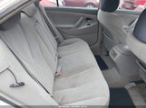 Toyota Camry Le 4T1BE46K79U905833 снимка