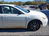 Toyota Camry Le 4T1BE46K39U808080 снимка