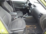 Kia Soul KNDJN2A29F7764981 снимка