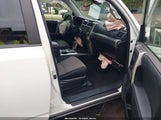Toyota 4Runner Sr5 JTEEU5JR6P5297806 снимка