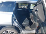 Toyota Highlander Xle V6 5TDJKRFH1ES057439 photo