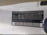 Mercedes-Benz S 500 WDBNG75J6YA071512 снимка