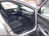 Nissan Kicks Sv 3N1CP5CU4KL510171 снимка