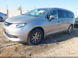 Chrysler Pacifica Touring 2C4RC1DGXHR502494 снимка