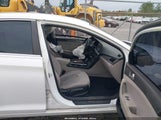 Hyundai Sonata Se 5NPE24AF2FH202148 снимка