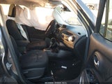 Jeep Renegade Latitude 4X4 ZACCJBBB3HPE58223 photo