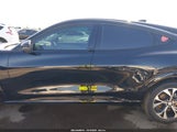 Ford Mustang Mach-E Premium 3FMTK3SS8NMA15594 снимка