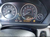 BMW 330I WBA8B9C5XJAE22118 снимка