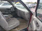 Chevrolet S-10 Ls 1GCDT19X1W8149168 снимка
