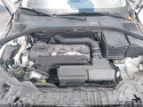 Volvo V60 Cross Country T5 YV4612HK0F1001643 fotografie