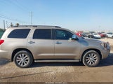 Toyota Sequoia Limited 5.7L V8 5TDZY68AX8S005618 fotografie