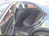 Toyota Corolla Le 5YFBURHE8JP852623 снимка