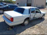 Lincoln Town Car Signature 1LNLM82W9VY625258 fotografie